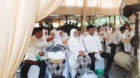 Disaksikan Pak Wali Kota Tangsel, 22 Pasang Pengantin Nikah Bareng Gratis di Waroeng Lengkong